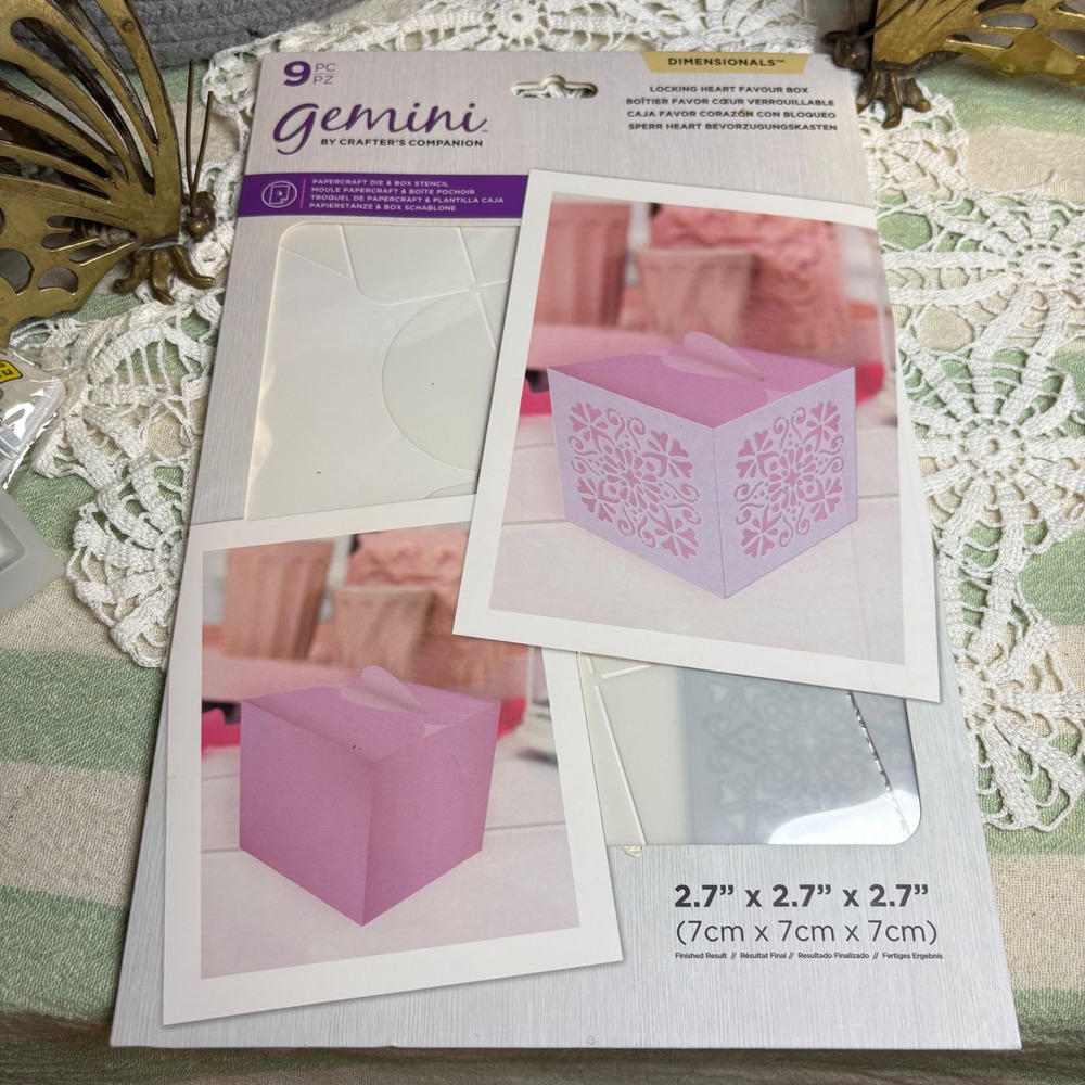 Gemini Crafters DIY Handled Locking Heart Favor Box Crafting Die Stencil Set